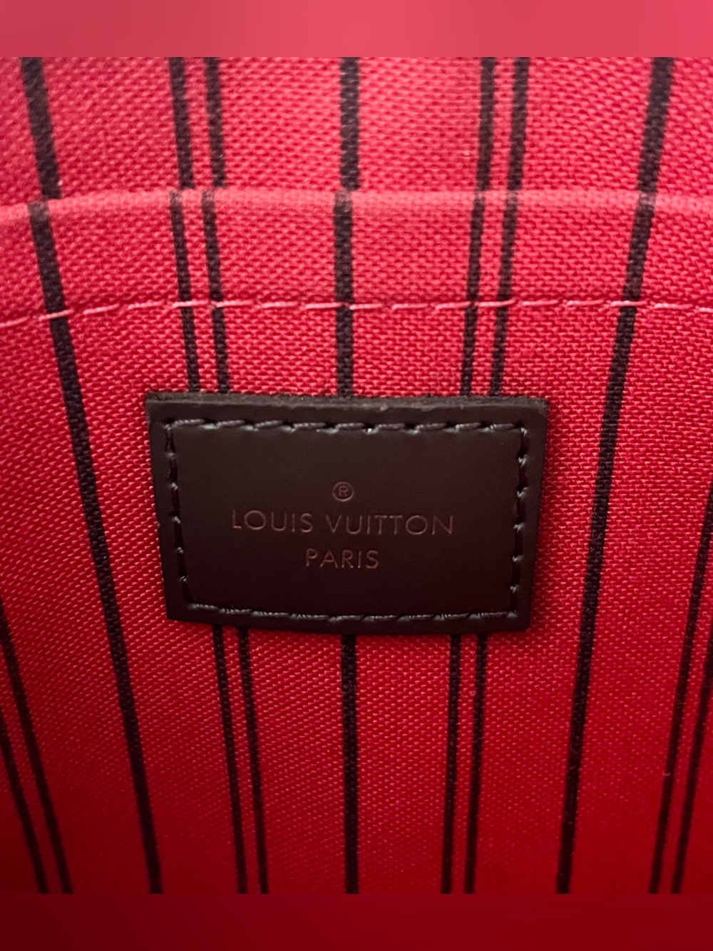 ❗️SOLD❗️Louis Vuitton pochette - Picture 2 of 3